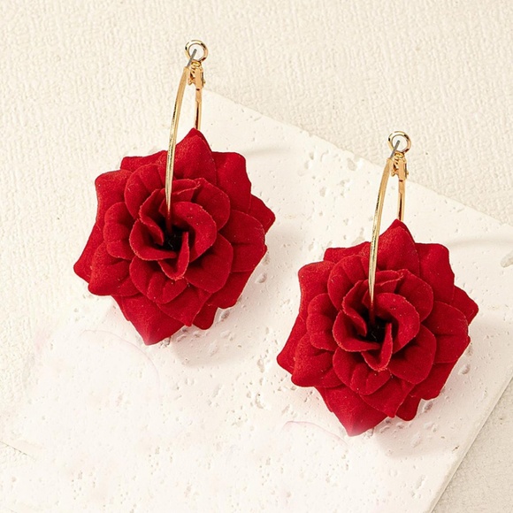 Boho Gold Tone Flower Applique Earrings - Picture 6 of 7